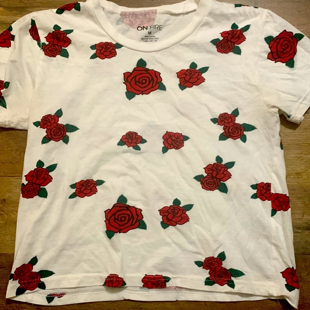 Rosy tee